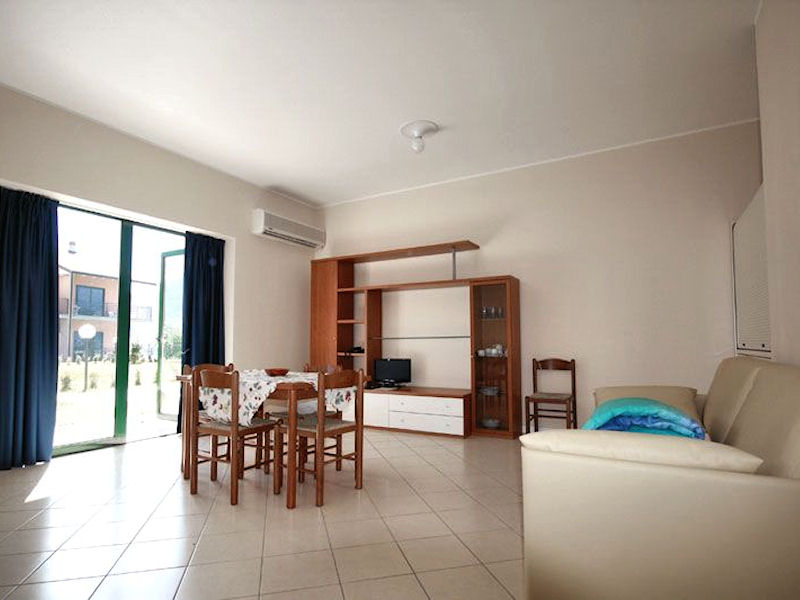 APPARTEMENT DE DEUX PIÈCES